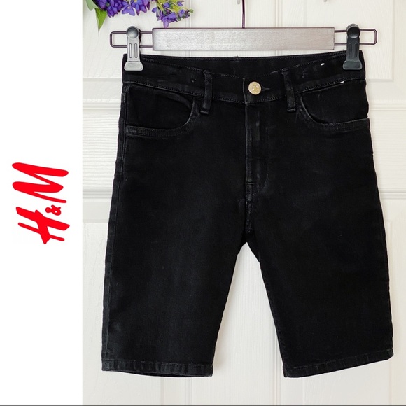 H&M Boy’s black denim shorts - Picture 1 of 15